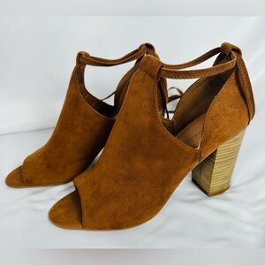Brown Suede Peep-Toe Block Heel Sandals With Lace Up Ankles Size 9